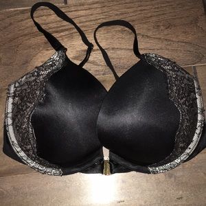 A black clip in the front bra